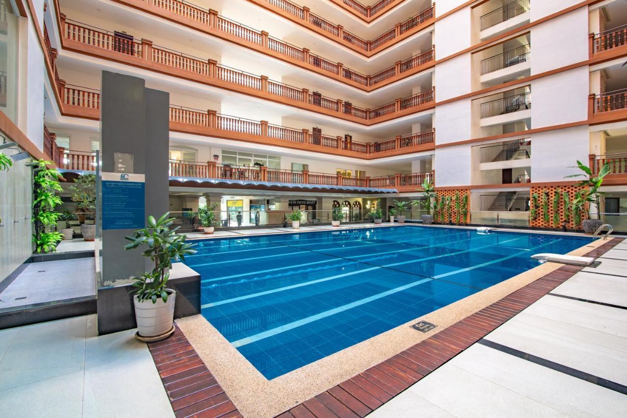 Mekongview 2 Condotel Phnom Penh Exterior photo