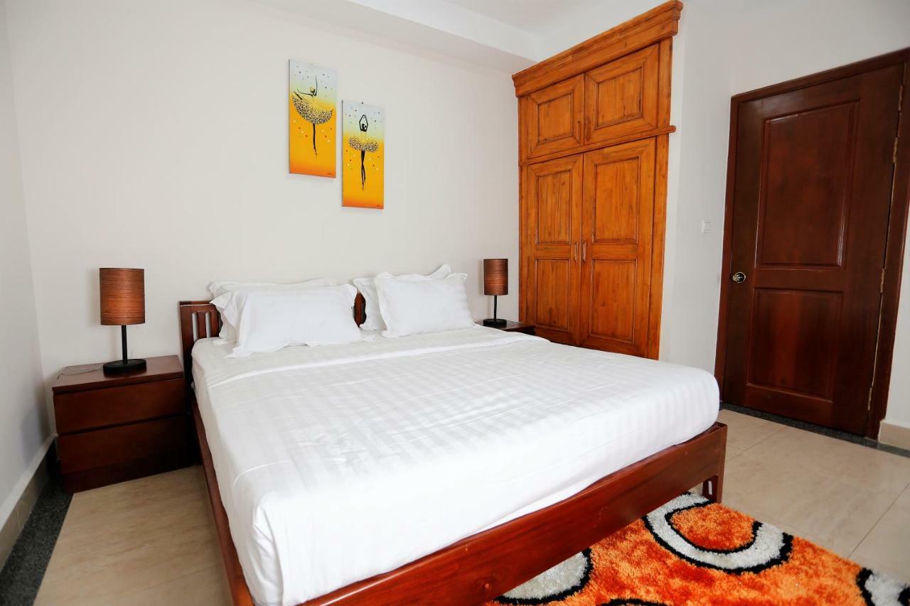 Mekongview 2 Condotel Phnom Penh Exterior photo