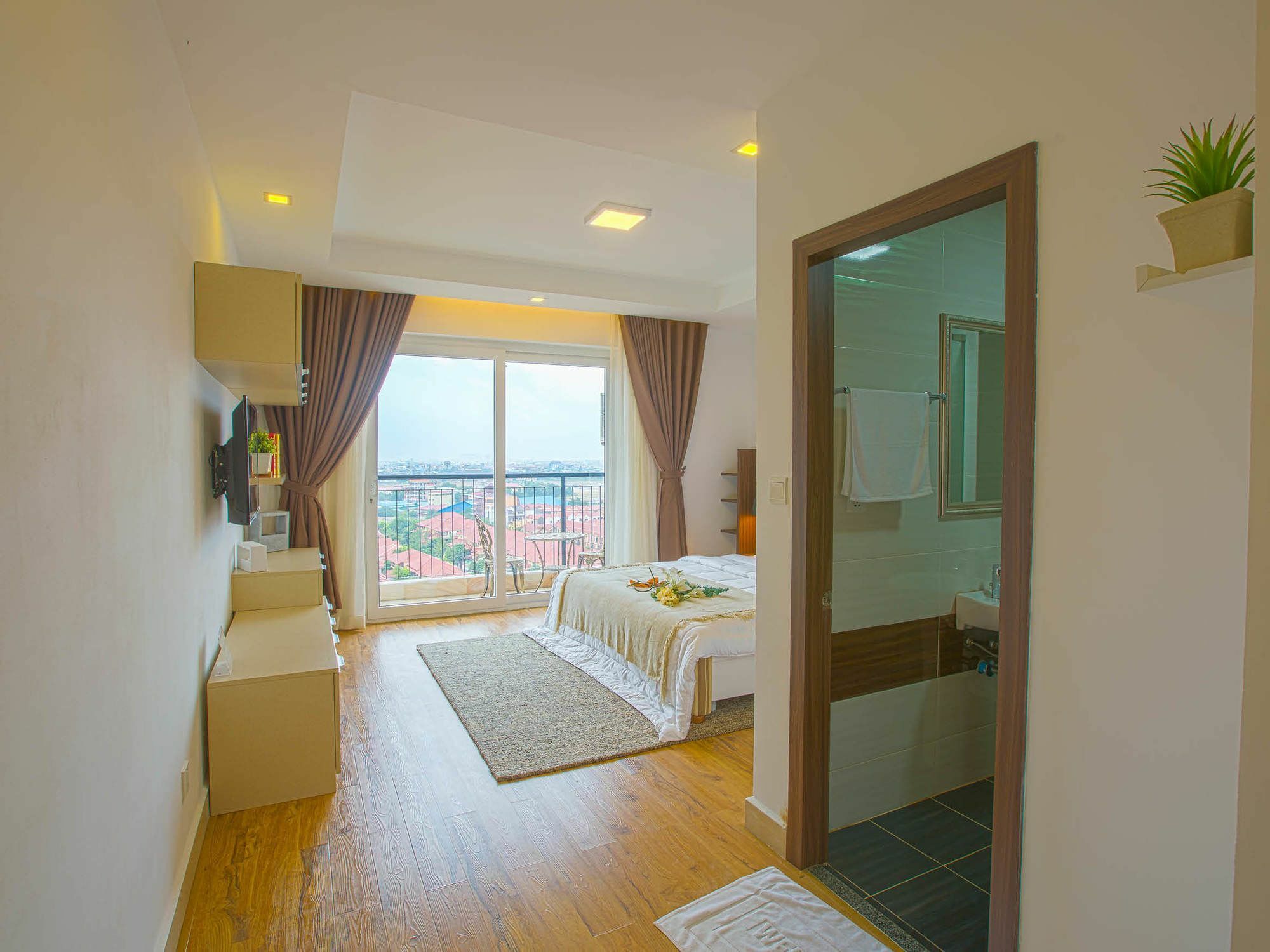 Mekongview 2 Condotel Phnom Penh Exterior photo